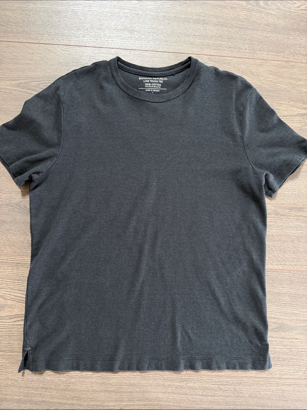 Banana Republic Men's Luxe Touch Tee Gray Crewneck T-Shirt Size Large Casual